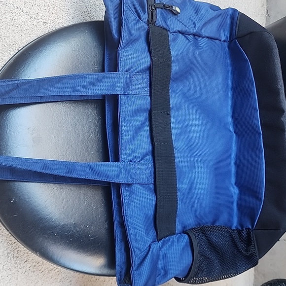 LL Bean Duffle Bag 0FVL2 Double Handle Shoulder Tote Zip Top Blue Nylon Used Onc - Picture 2 of 12
